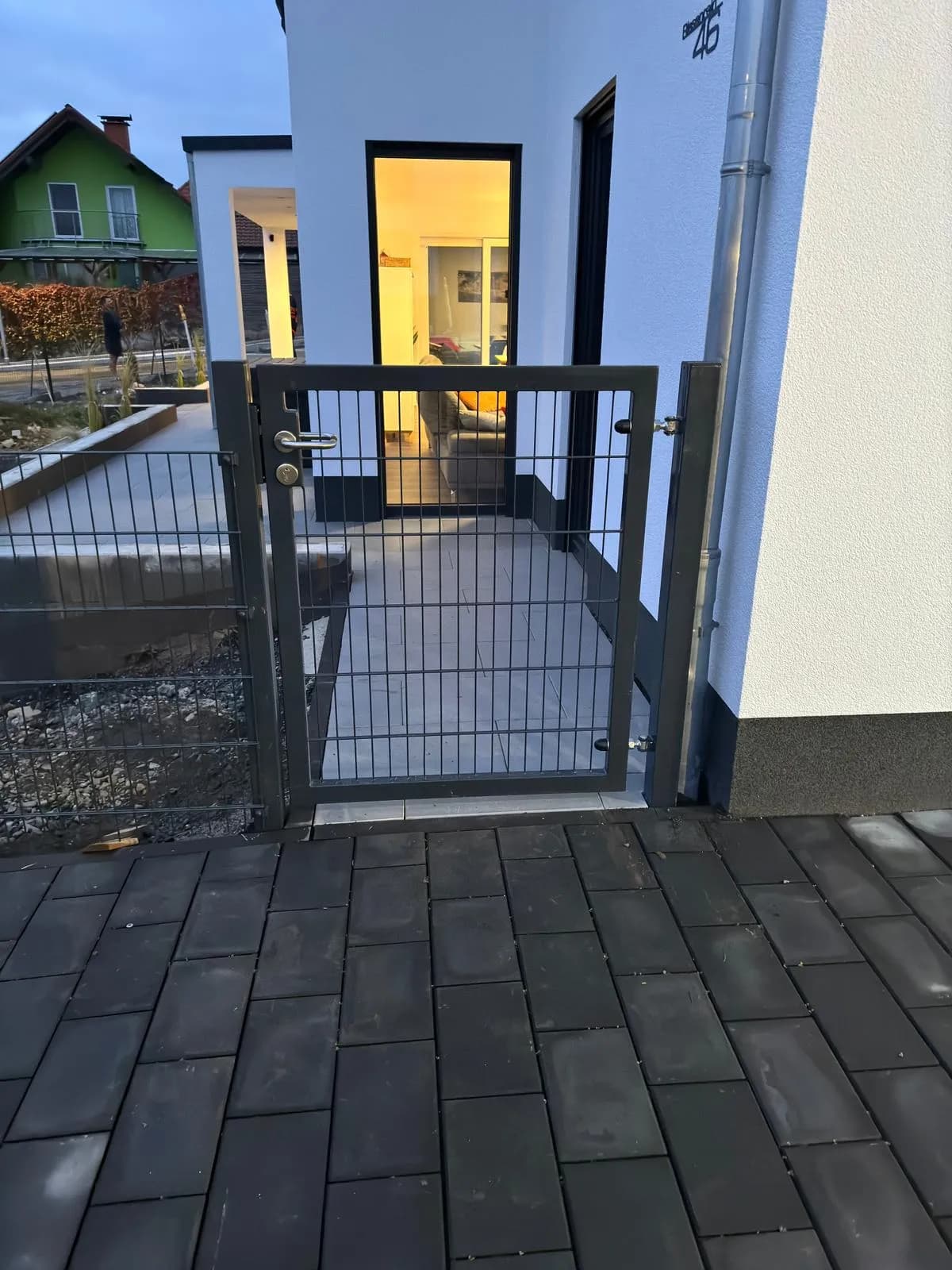 Herstellerabverkauf von Doppelstabmattenzaun in Düsseldorf