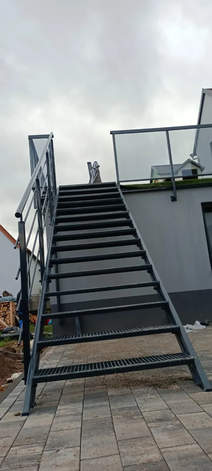 Balkon- und Treppengeländer günstig aus Polen mit Aufmass und Montage 5