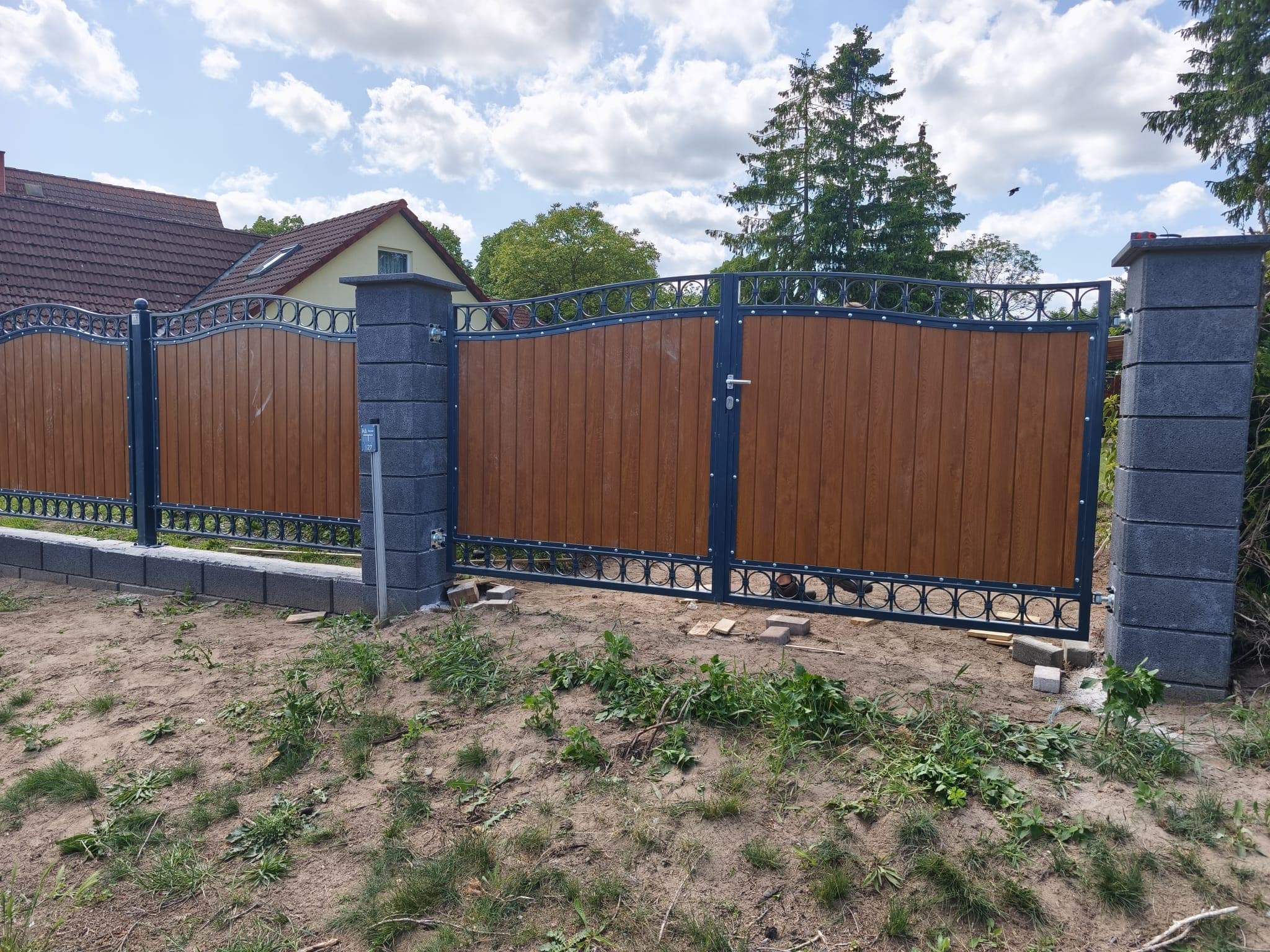 Sichtschutzzaun aus Polen auf Maß